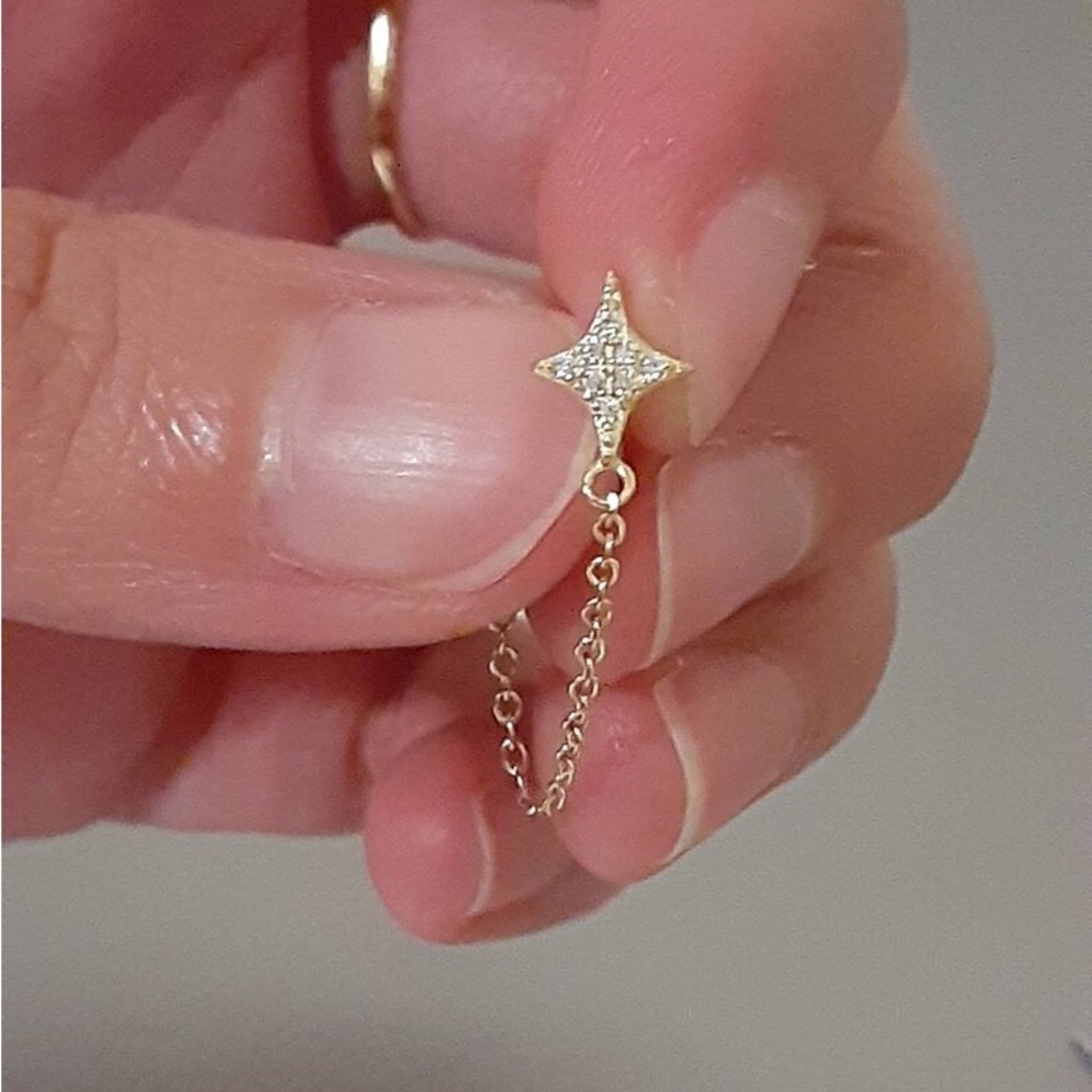 Star 925 sterling silver earrings. Pair